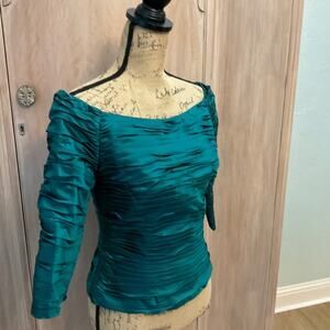 Vintage Chetta B 100% Silk ruched pleated off shoulder event cocktail green top